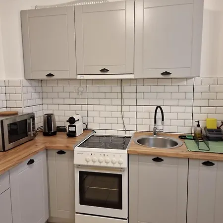 Quiet Center Apartment